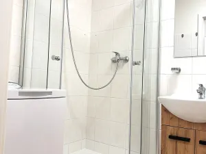 Pronájem bytu 1+kk, Klecany, V Honech, 30 m2