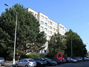 Pronájem bytu 2+kk, Praha - Řepy, Laudova, 45 m2