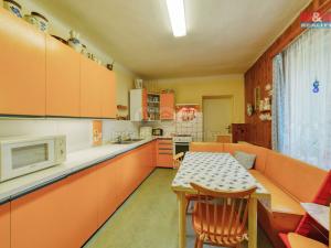 Prodej rodinného domu, Zádub-Závišín - Zádub, 200 m2