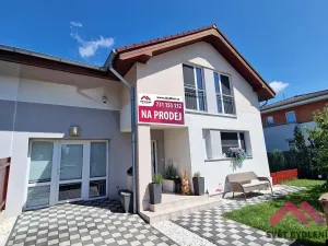 Prodej rodinného domu, Praha - Újezd nad Lesy, Lutínská, 184 m2