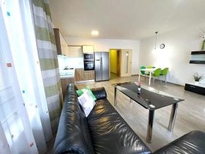 Pronájem bytu 3+kk, Ostrava - Moravská Ostrava, Jantarová, 89 m2