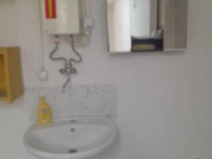 Pronájem skladu, Praha - Smíchov, Jindřicha Plachty, 19 m2