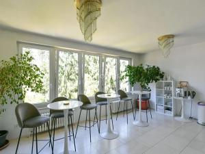 Pronájem vily, Praha - Lhotka, Na dlouhé mezi, 280 m2