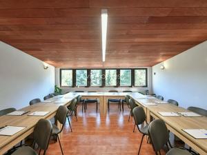 Pronájem vily, Praha - Lhotka, Na dlouhé mezi, 280 m2