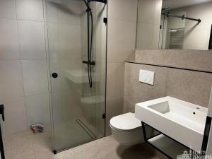 Pronájem bytu 1+kk, Praha - Vinohrady, Korunní, 34 m2
