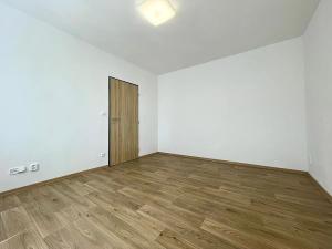 Prodej bytu 2+1, Lovosice, Nádražní, 59 m2