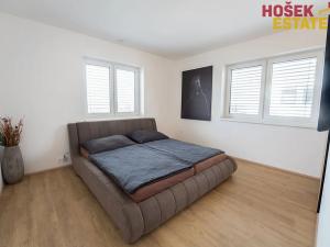 Prodej bytu 4+kk, Holubice, 135 m2
