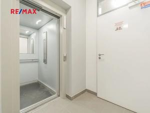 Prodej bytu 1+kk, Loučná pod Klínovcem, 40 m2