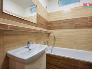 Prodej bytu 3+1, Lutín, Na Sídlišti, 70 m2