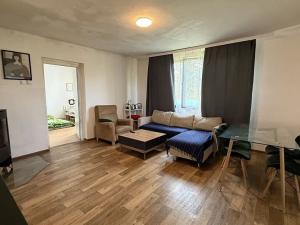 Prodej pozemku pro bydlení, Praha - Satalice, K nádraží, 642 m2