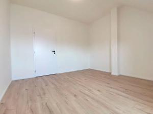 Prodej bytu 2+kk, Praha - Žižkov, Jeseniova, 44 m2
