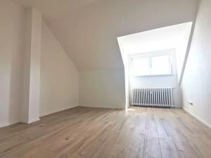 Prodej bytu 2+kk, Praha - Žižkov, Jeseniova, 44 m2