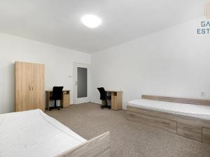 Pronájem bytu 2+1, Brno, Bratislavská, 79 m2