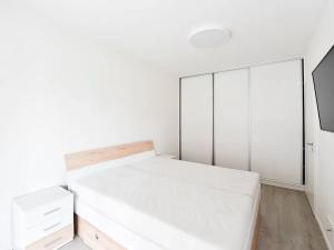 Pronájem bytu 2+kk, Praha - Michle, Michelská, 59 m2