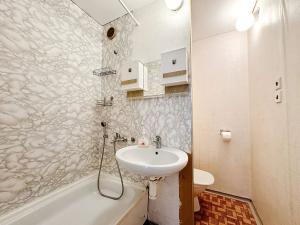 Pronájem bytu 1+1, Vysoké Mýto, V Peklovcích, 27 m2