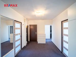 Prodej bytu 4+1, Praha - Řepy, Španielova, 90 m2