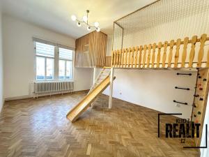 Pronájem bytu 4+1, Praha - Malá Strana, Újezd, 140 m2