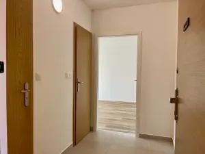 Pronájem bytu 3+kk, Kladno, Na růžovém poli, 55 m2