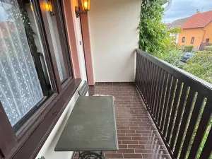 Pronájem bytu 2+kk, Praha - Čimice, Ke hřišti, 50 m2