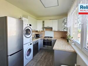 Prodej bytu 3+1, Liberec, Kapraďová, 72 m2