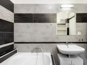 Pronájem bytu 2+kk, Olomouc, 56 m2