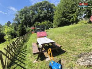 Prodej chaty, Ústí nad Labem - Krásné Březno, V Háji, 19 m2