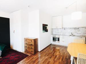 Prodej bytu 2+kk, Praha - Troja, Mazurská, 52 m2