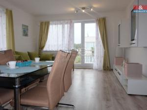 Pronájem bytu 2+kk, Velký Osek, U hřiště, 55 m2