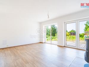 Prodej bytu 3+kk, Černá v Pošumaví - Bližná, 83 m2