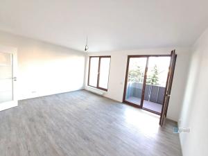 Pronájem bytu 1+kk, Praha - Dolní Chabry, Ládevská, 35 m2