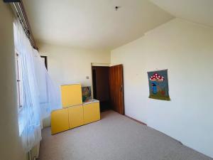 Prodej vily, Kamenné Žehrovice, Revoluční, 310 m2