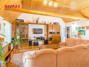 Prodej rodinného domu, Pšovlky, 210 m2