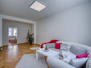 Pronájem bytu 2+1, Chomutov, Rokycanova, 49 m2