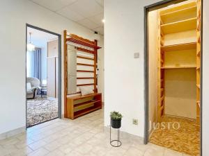 Prodej bytu 3+1, Praha - Libuš, K lukám, 68 m2