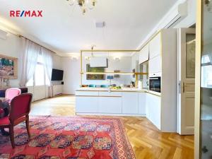 Prodej bytu 3+kk, Praha - Smíchov, Dienzenhoferovy sady, 119 m2