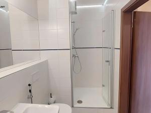 Pronájem bytu 1+kk, Praha - Vysočany, Pod Harfou, 30 m2
