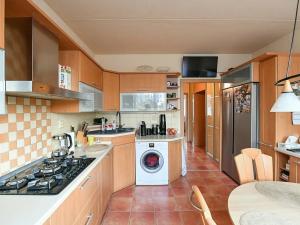 Prodej bytu 3+1, Praha - Modřany, Urbánkova, 74 m2