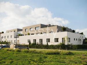 Prodej bytu 1+kk, Praha - Satalice, Za Novákovou zahradou, 32 m2