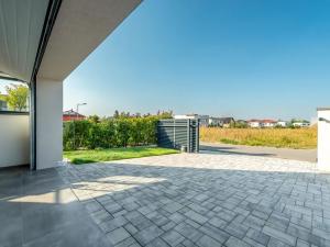 Prodej rodinného domu, Chýně, 182 m2