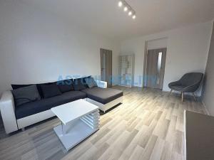 Pronájem bytu 2+1, Praha - Vršovice, Karpatská, 55 m2