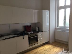 Pronájem bytu 2+1, Praha - Vinohrady, Řipská, 75 m2