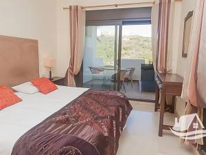 Prodej bytu 4+kk, Castillo de la Duquesa, Španělsko, 90 m2