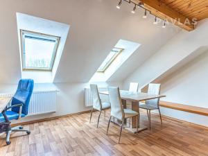 Pronájem bytu 2+1, České Budějovice, Lidická tř., 109 m2