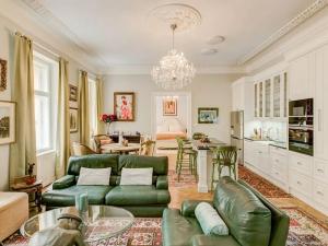 Pronájem bytu 4+kk, Praha - Vinohrady, Korunní, 132 m2