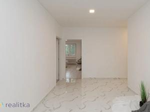 Prodej bytu 3+kk, Karviná, Příční, 66 m2