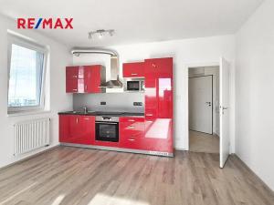 Pronájem bytu 1+kk, Praha - Dolní Měcholupy, Honzíkova, 37 m2