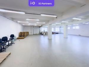 Pronájem výrobních prostor, Liberec, Volgogradská, 1500 m2