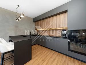 Prodej bytu 5+kk, Tuchoměřice, V Kněžívce, 120 m2