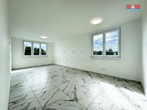 Pronájem bytu 2+1, Toužim - Kosmová, 52 m2