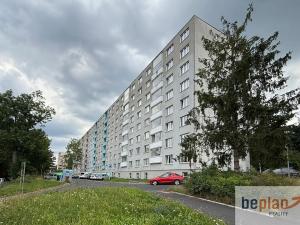 Prodej bytu 2+1, Karlovy Vary, Východní, 60 m2